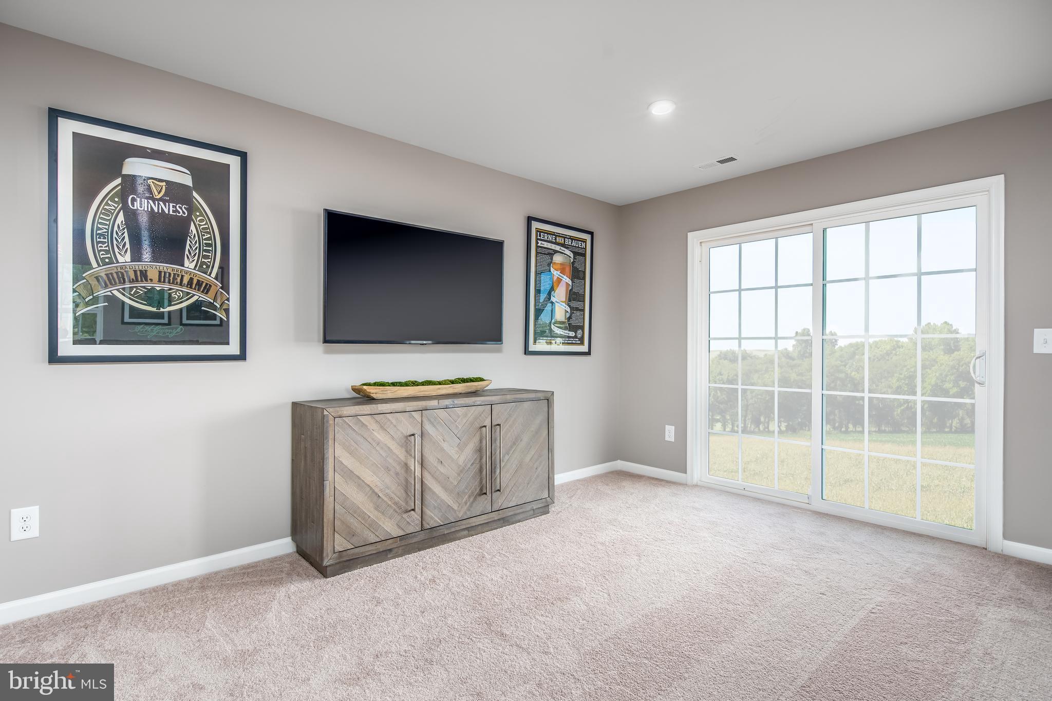 SOUTHLAKE - Residential