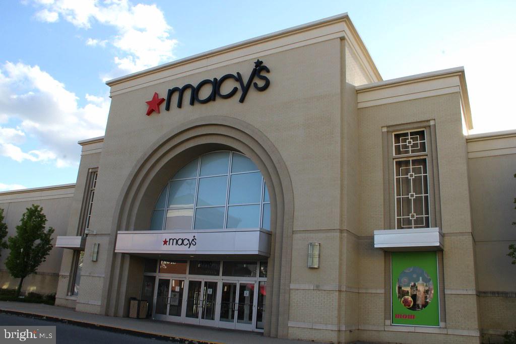 SOUTHLAKE - Residential