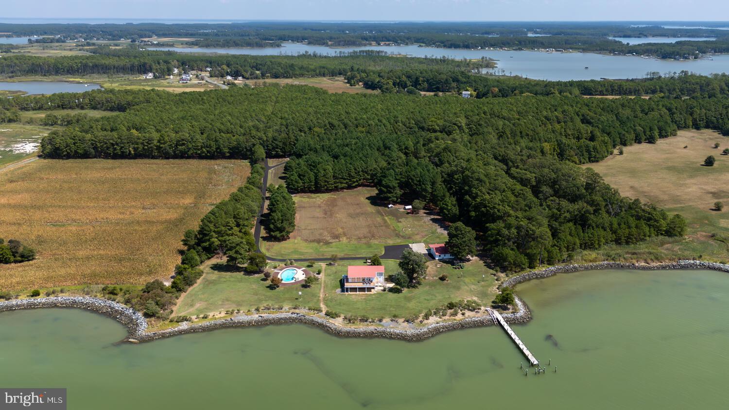 NECK DISTRICT - Residential