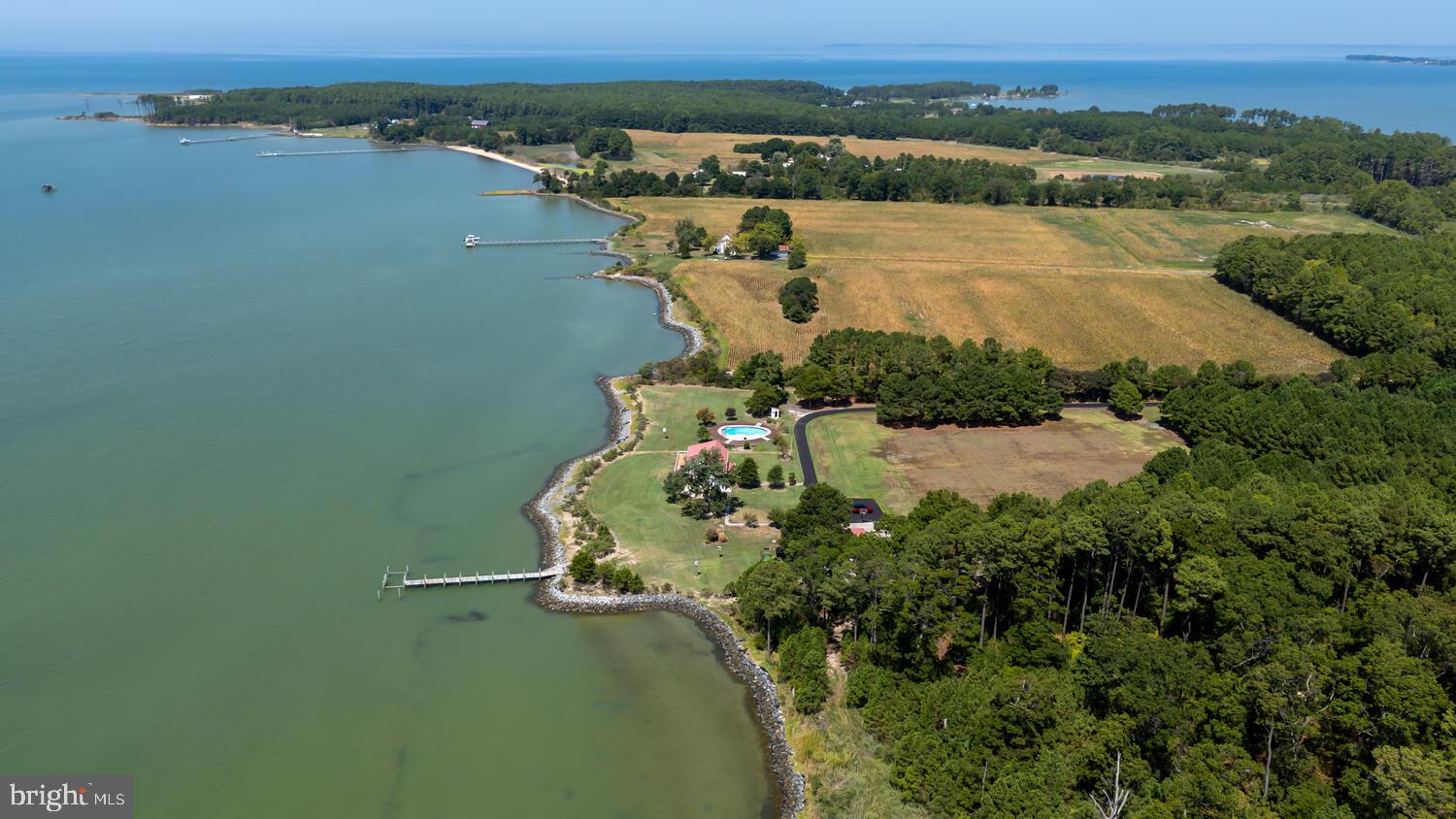 NECK DISTRICT - Residential