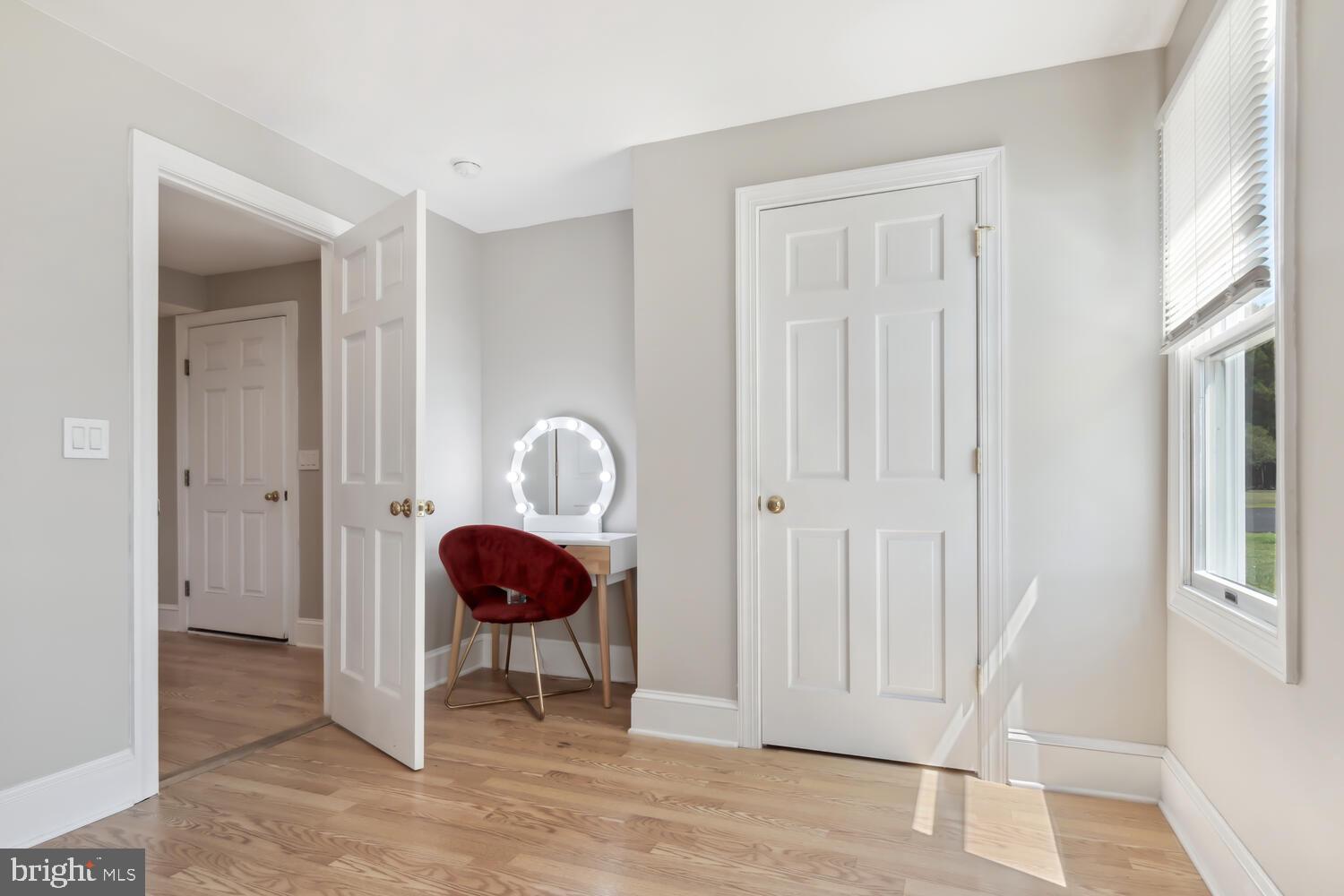 NECK DISTRICT - Residential