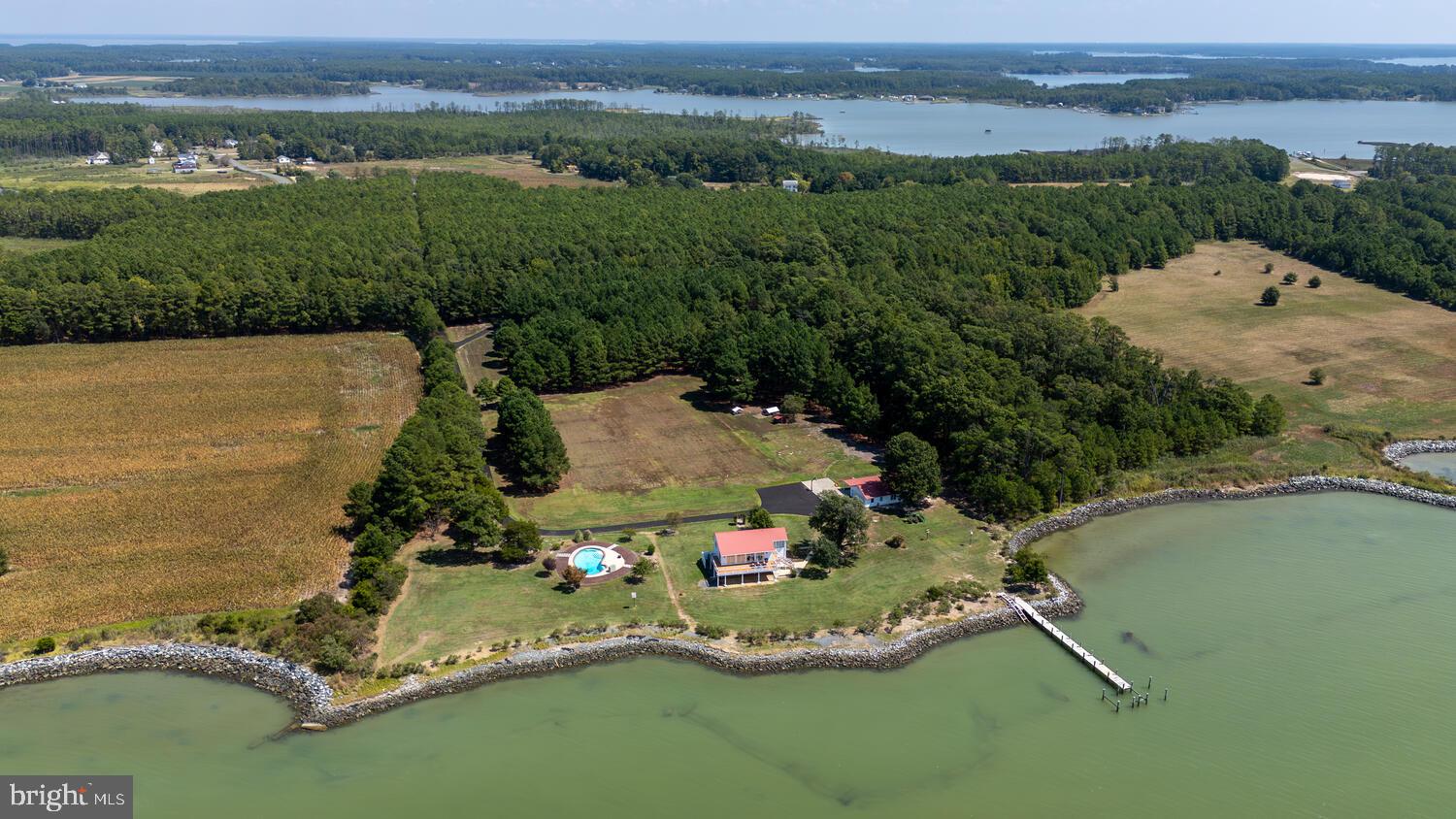 NECK DISTRICT - Residential