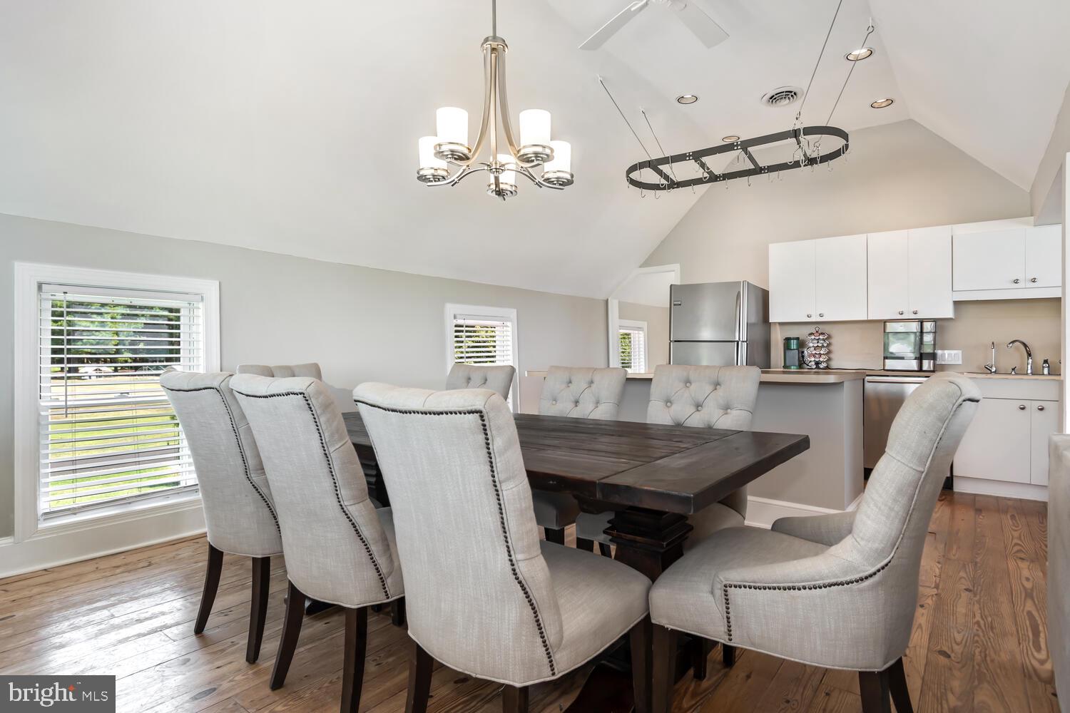 NECK DISTRICT - Residential