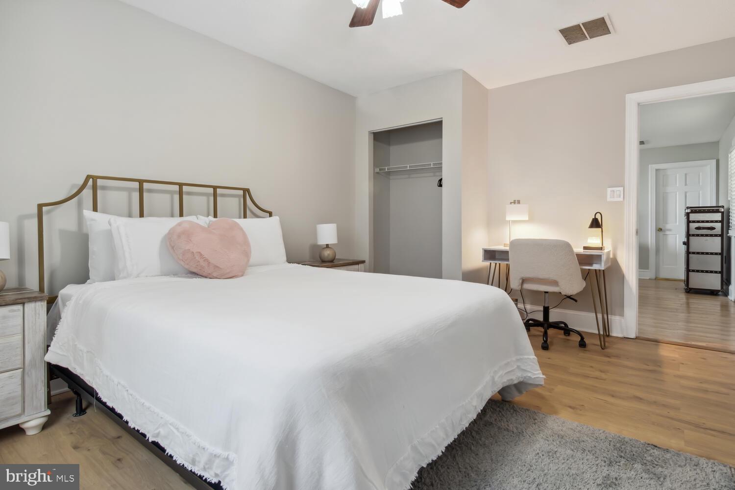 NECK DISTRICT - Residential