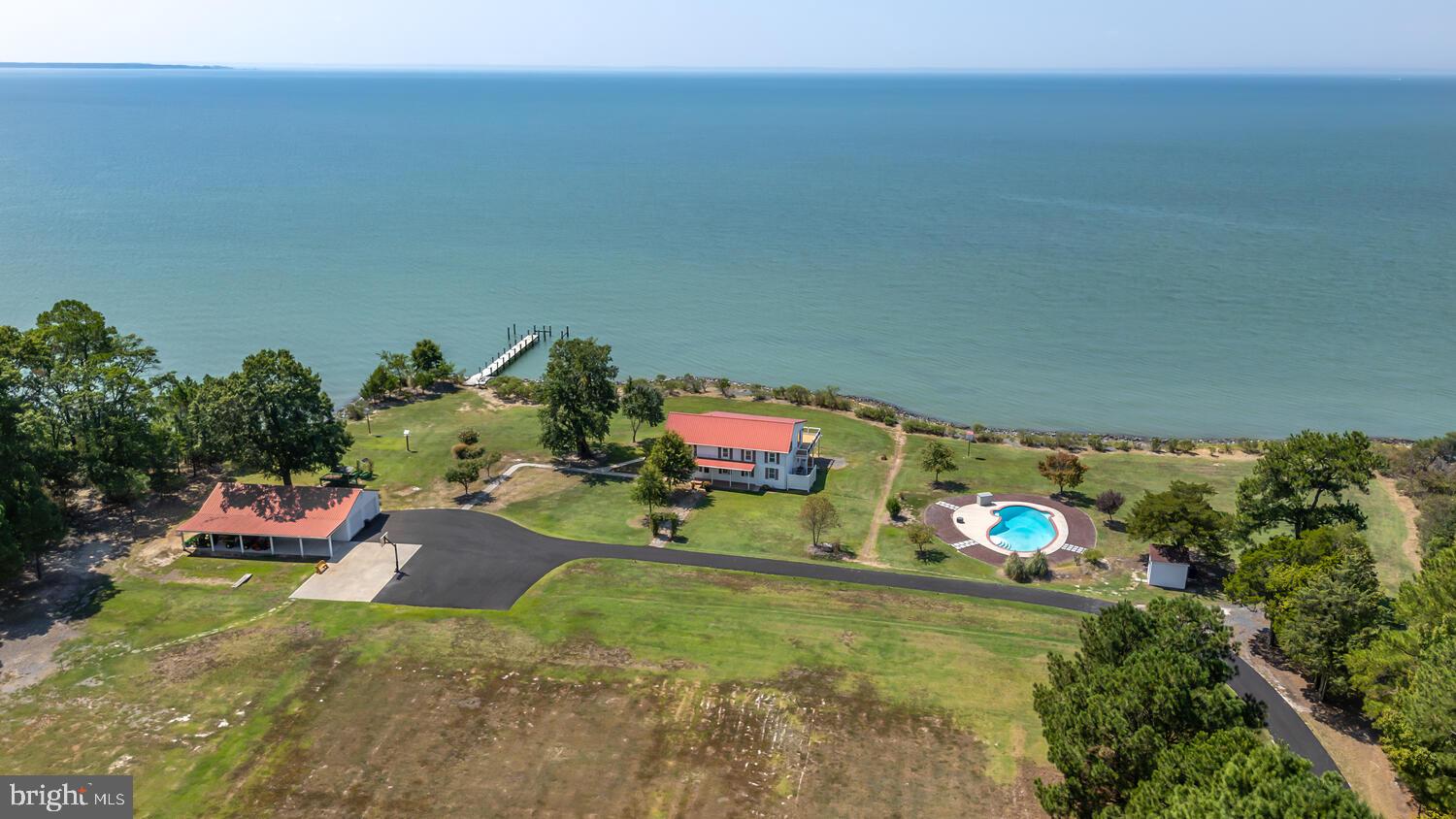 NECK DISTRICT - Residential