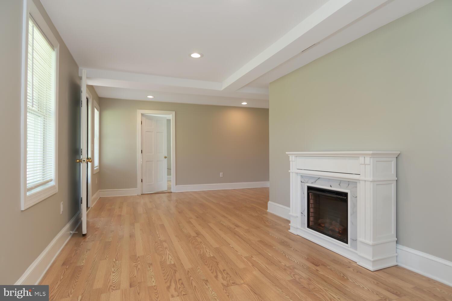 NECK DISTRICT - Residential