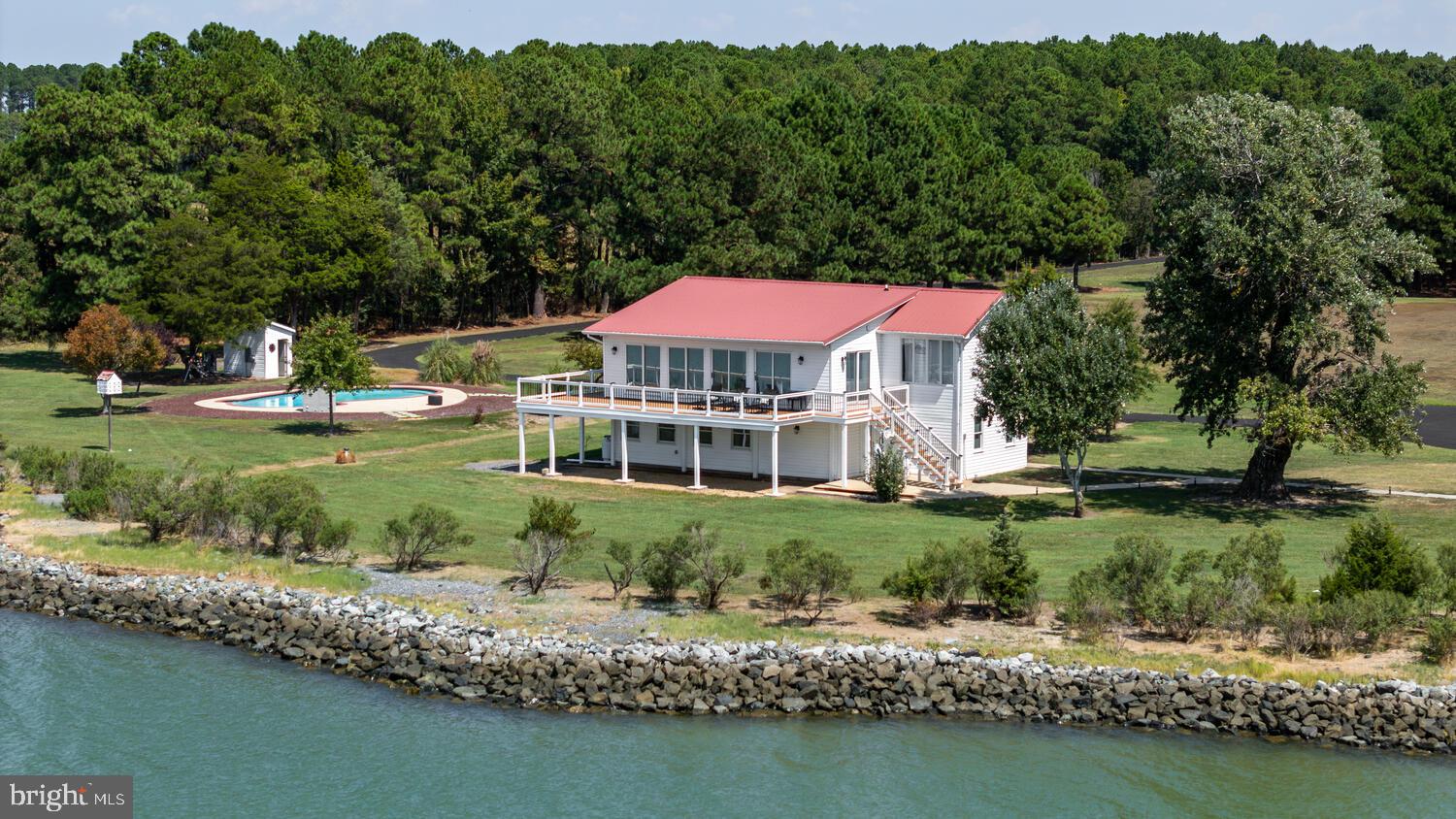 NECK DISTRICT - Residential