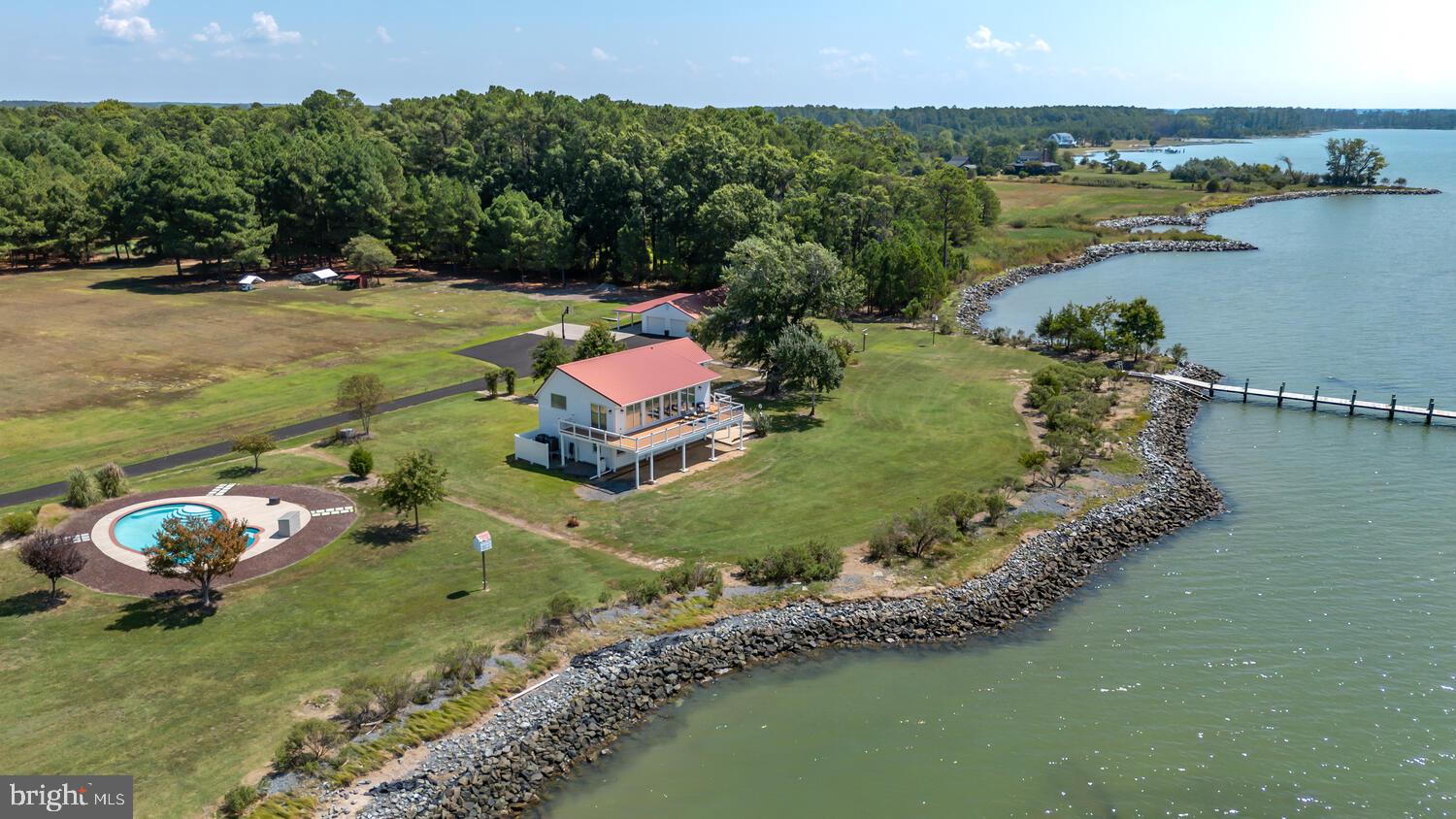 NECK DISTRICT - Residential