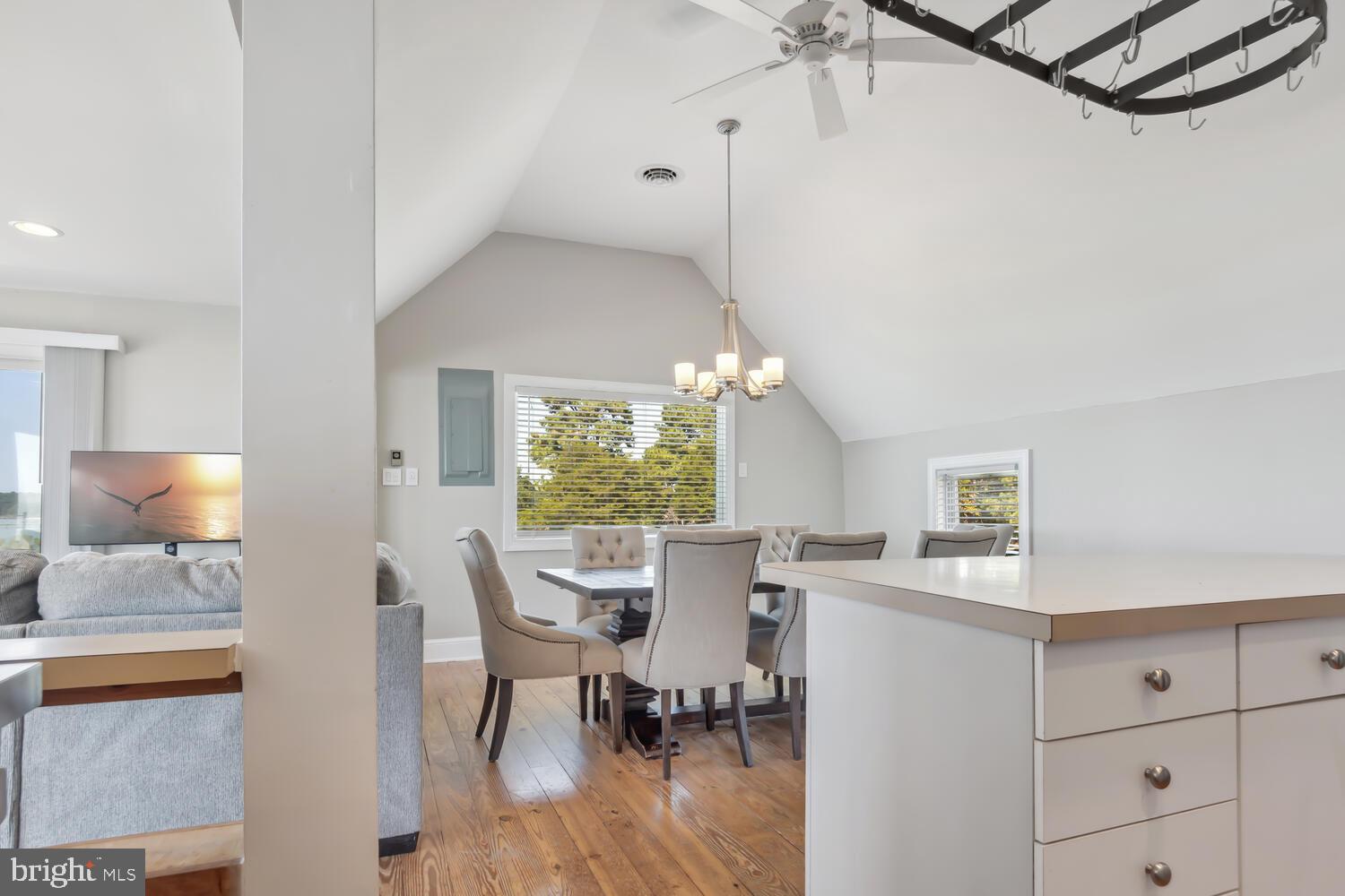 NECK DISTRICT - Residential