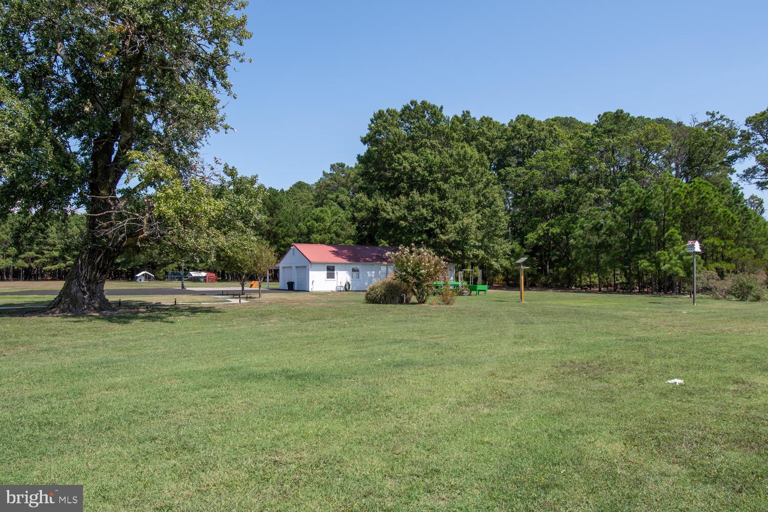 NECK DISTRICT - Residential