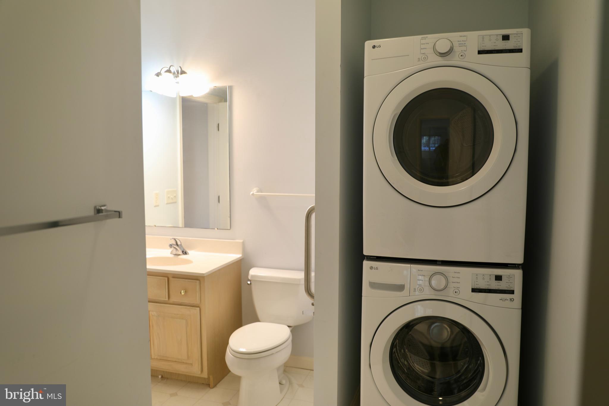 EASTON CLUB - Residential