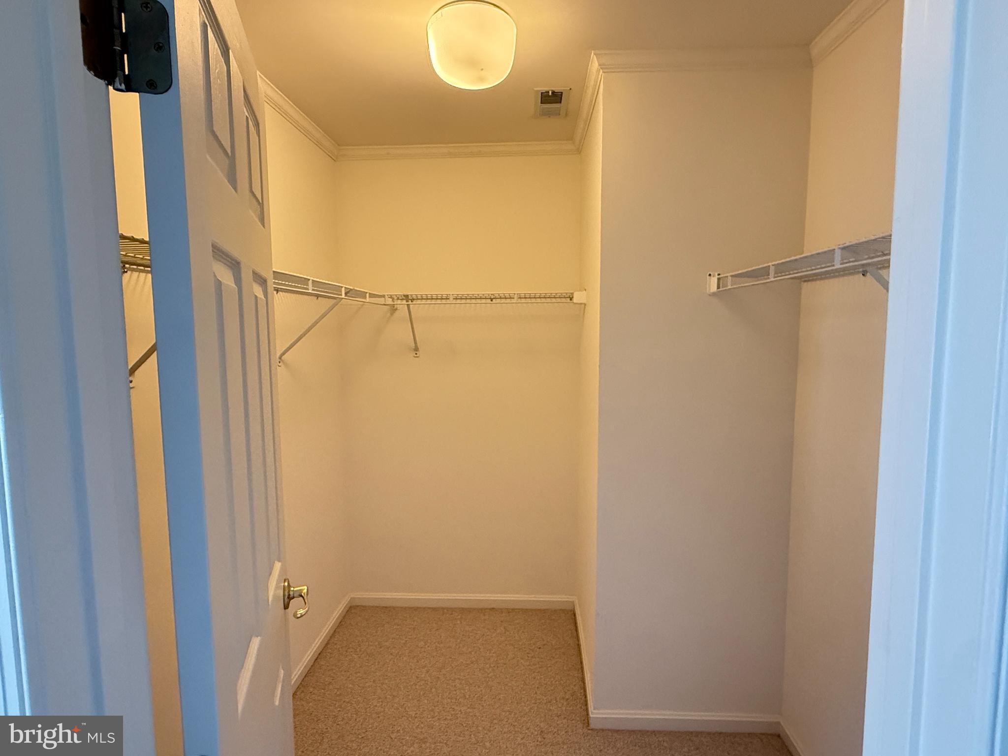 EASTON CLUB - Residential