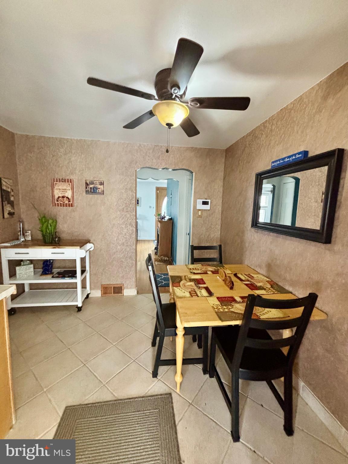 FOX CHASE - Residential