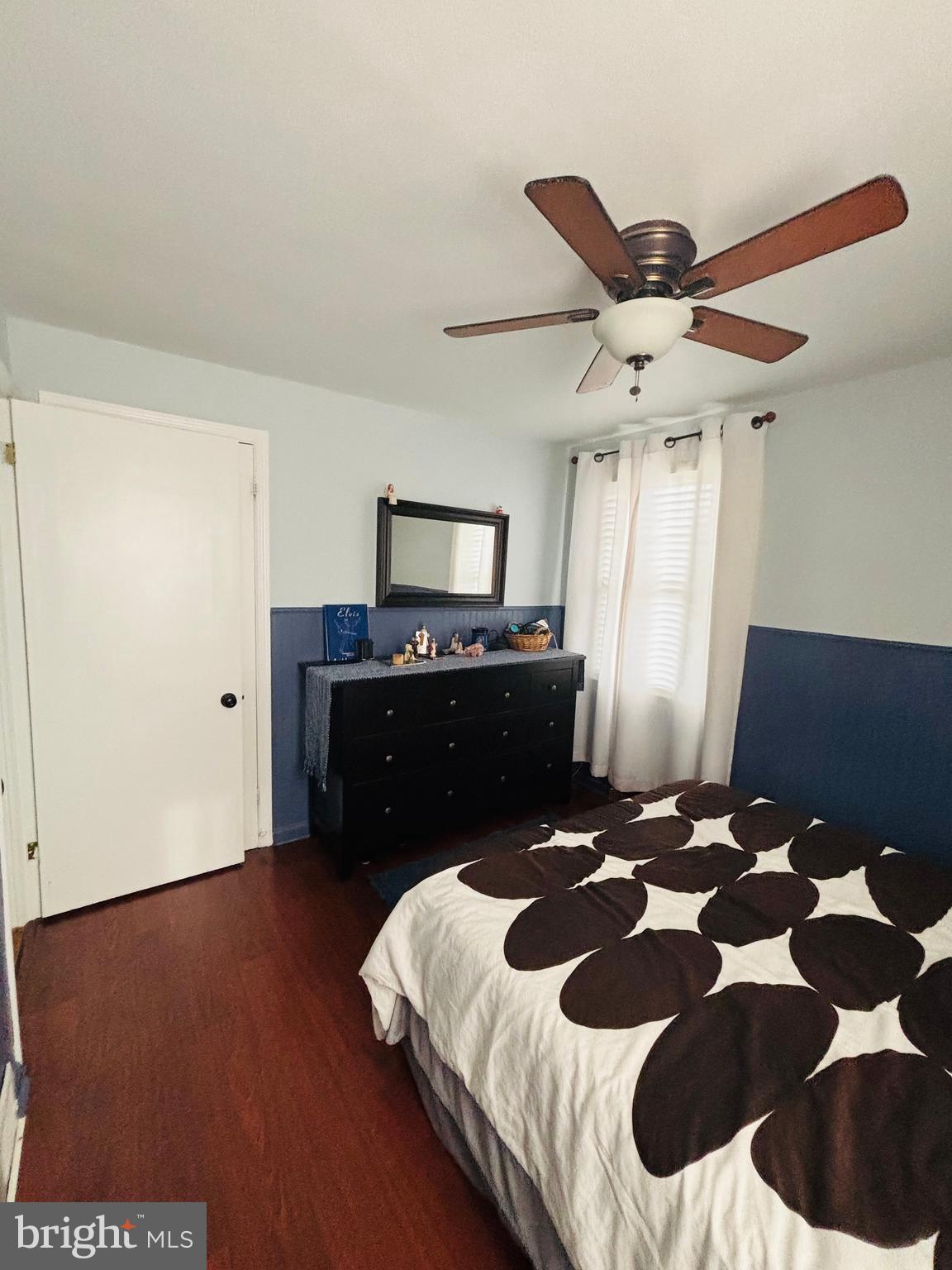 FOX CHASE - Residential