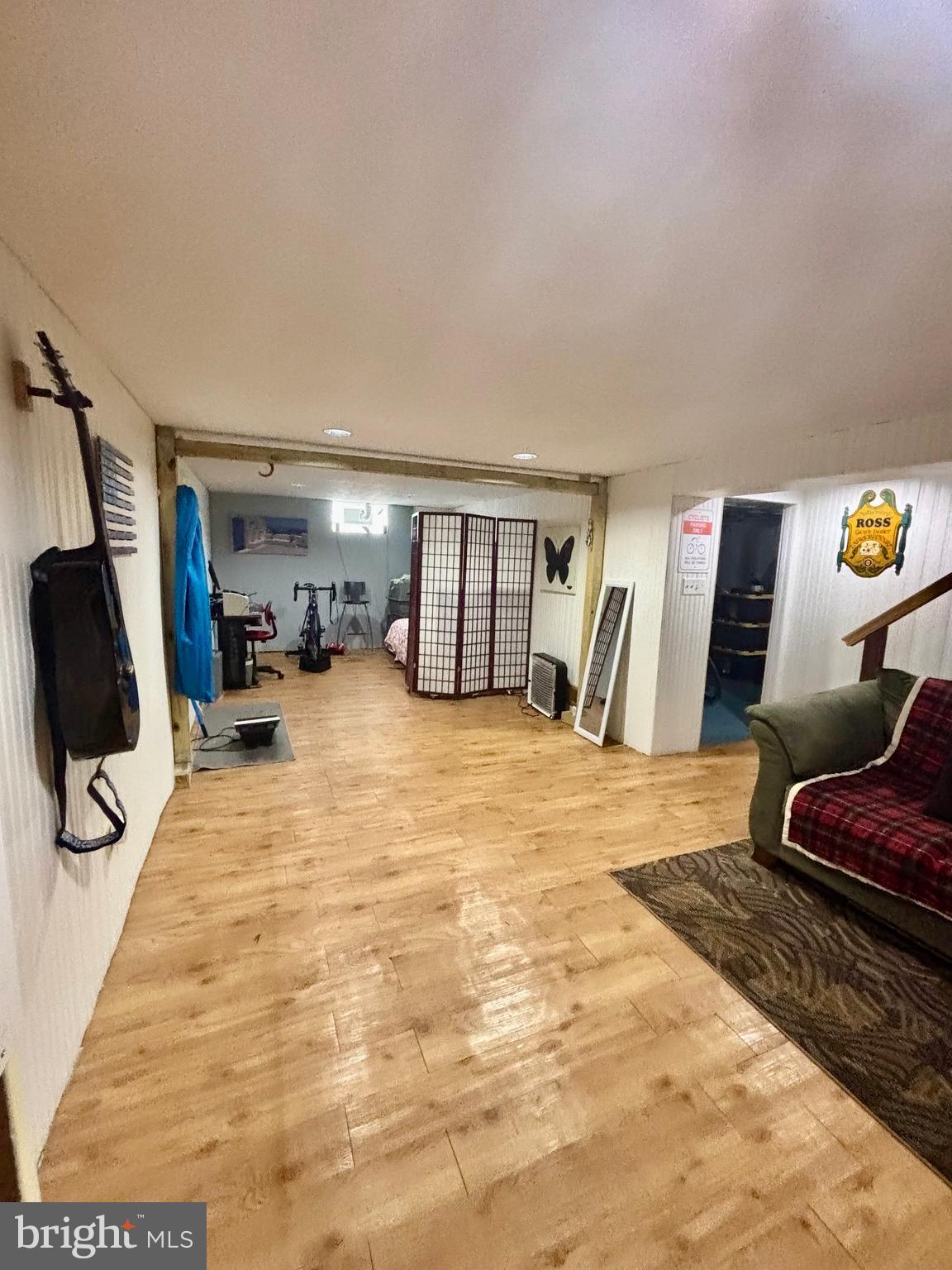 FOX CHASE - Residential