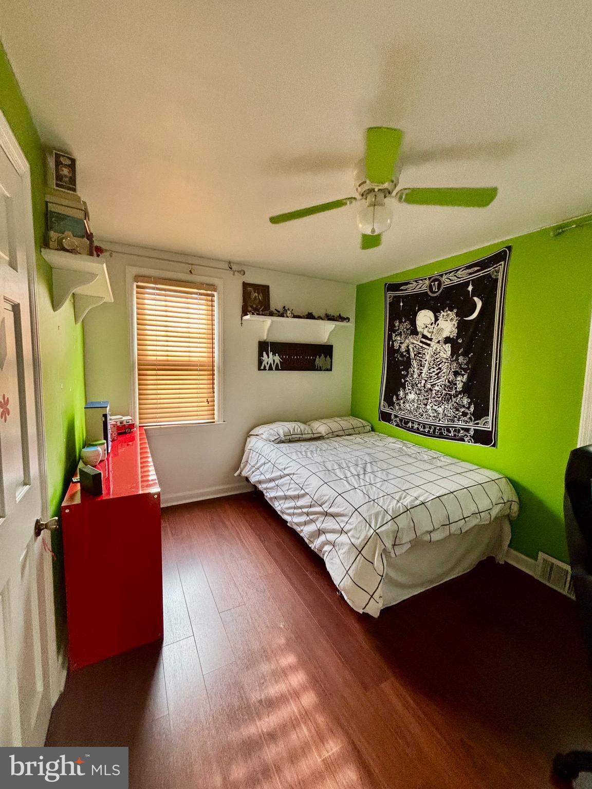 FOX CHASE - Residential