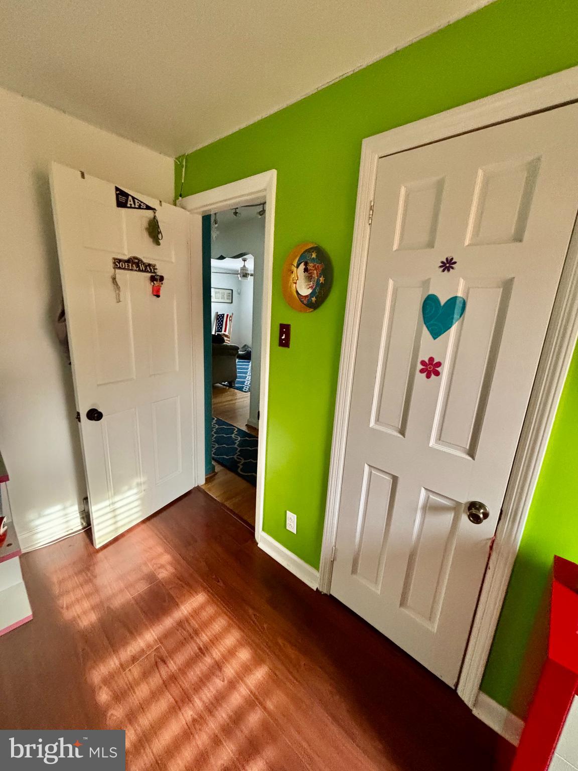 FOX CHASE - Residential