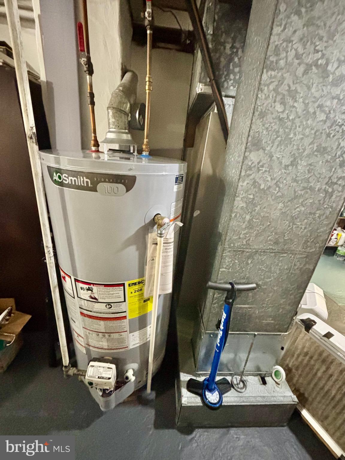 FOX CHASE - Residential