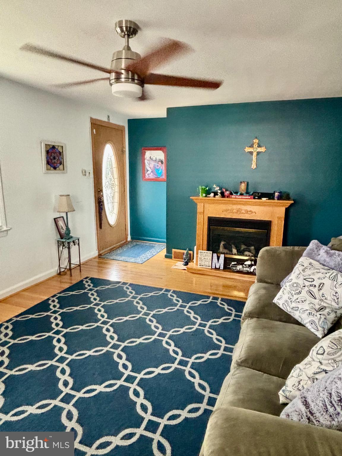 FOX CHASE - Residential