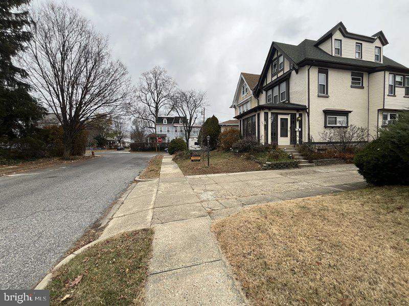 OAK LANE - Residential