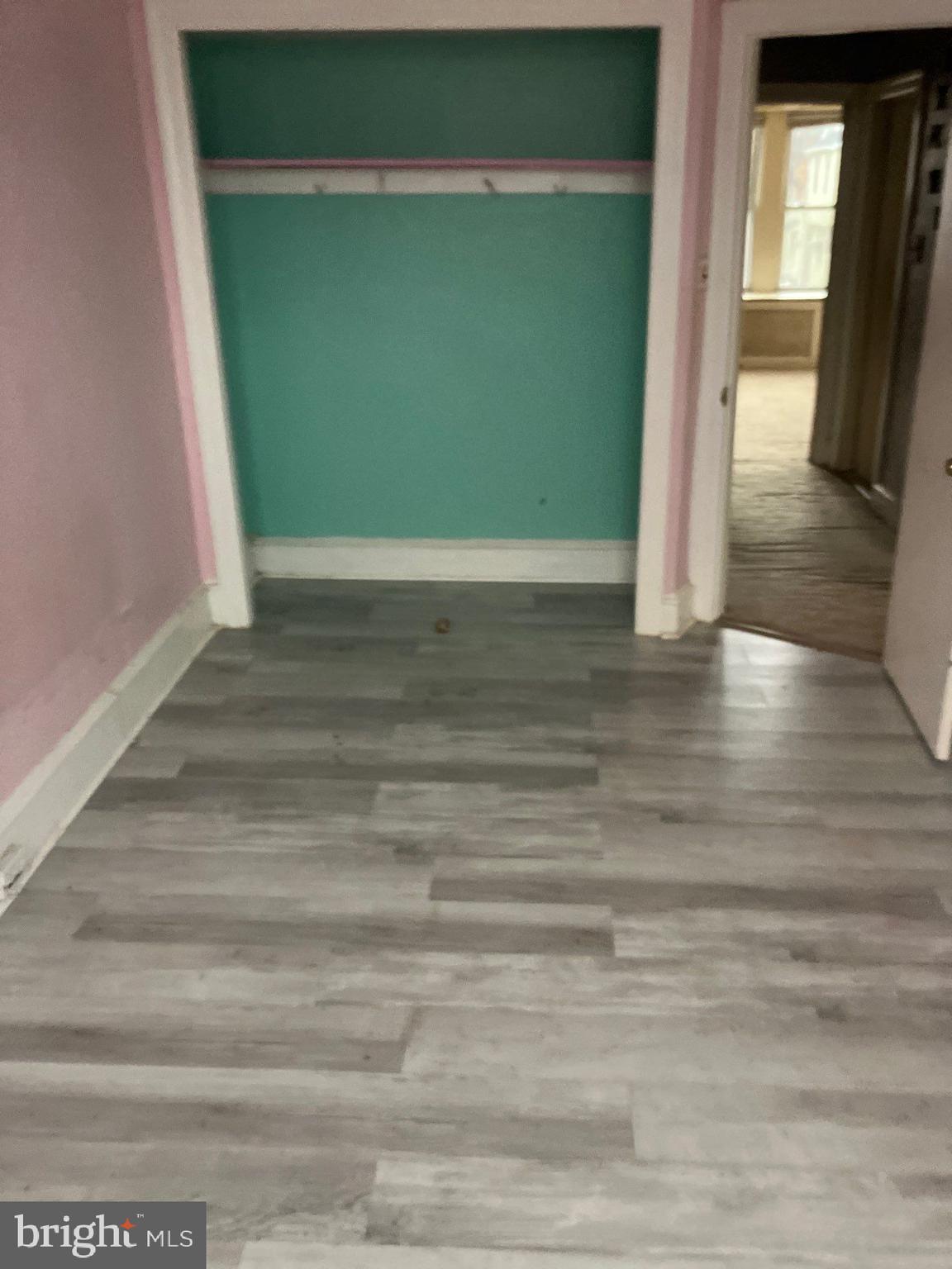 OAK LANE - Residential