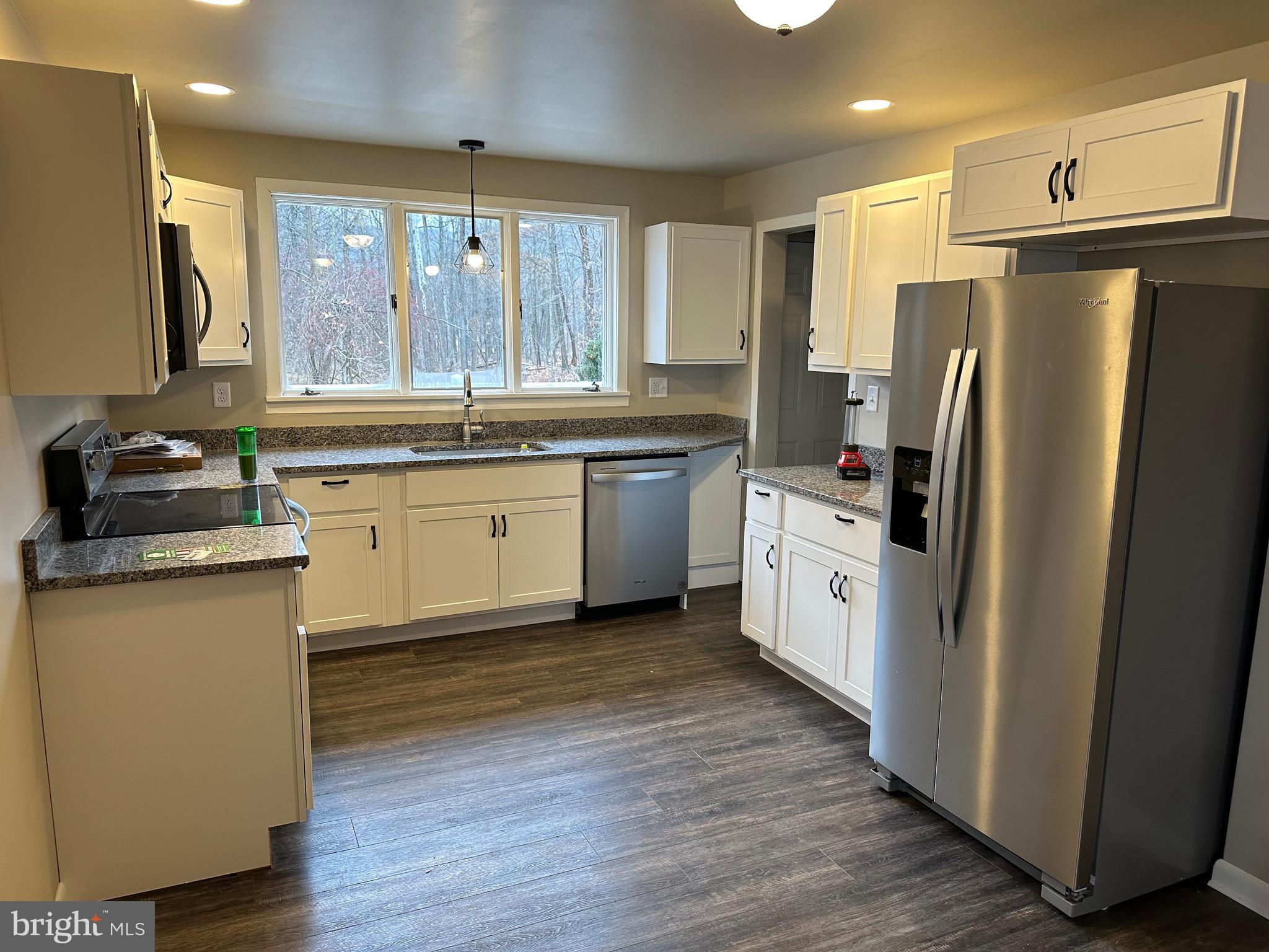 ROXBURY/LURGAN TWP - Residential Lease