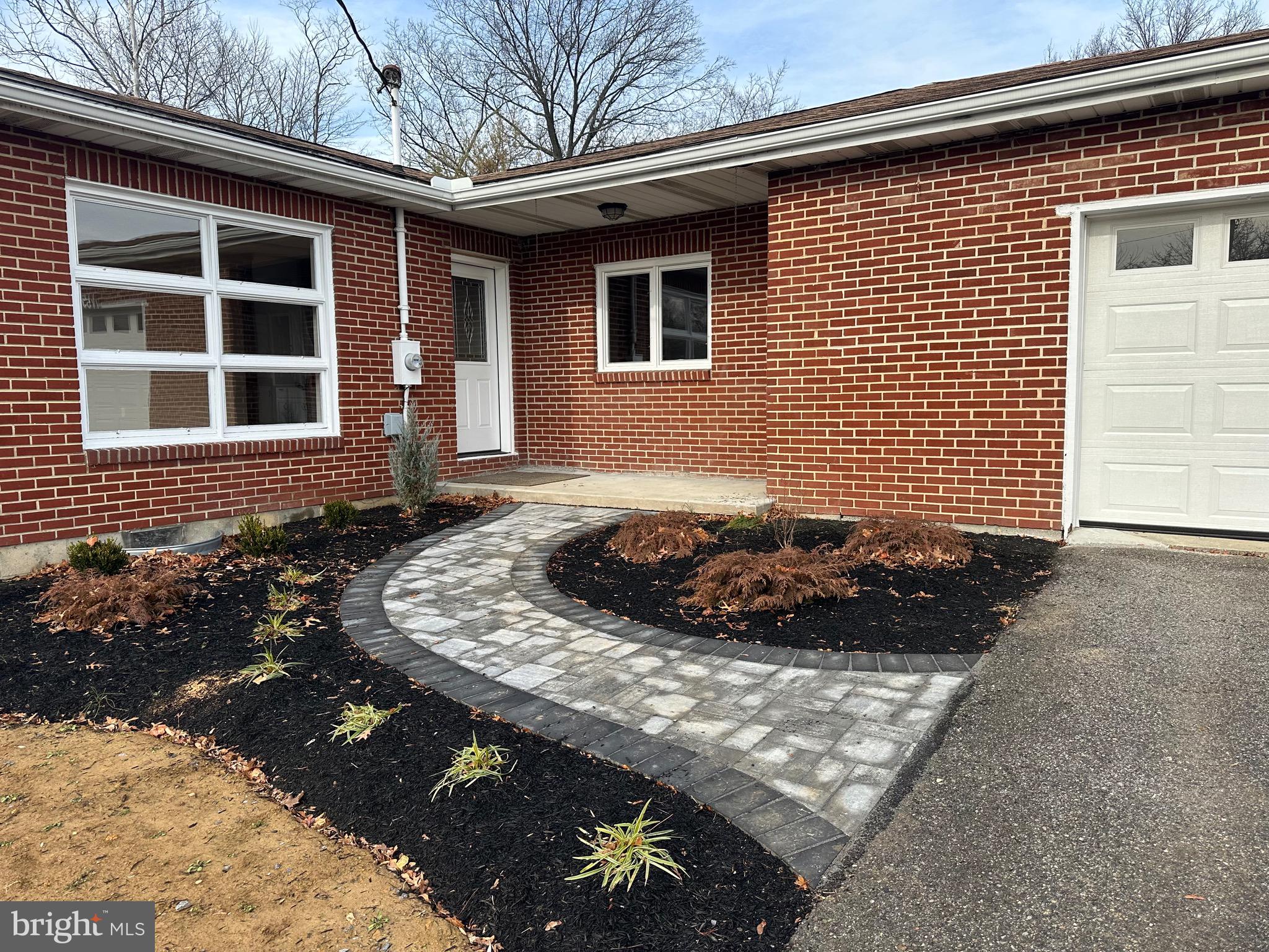 ROXBURY/LURGAN TWP - Residential Lease