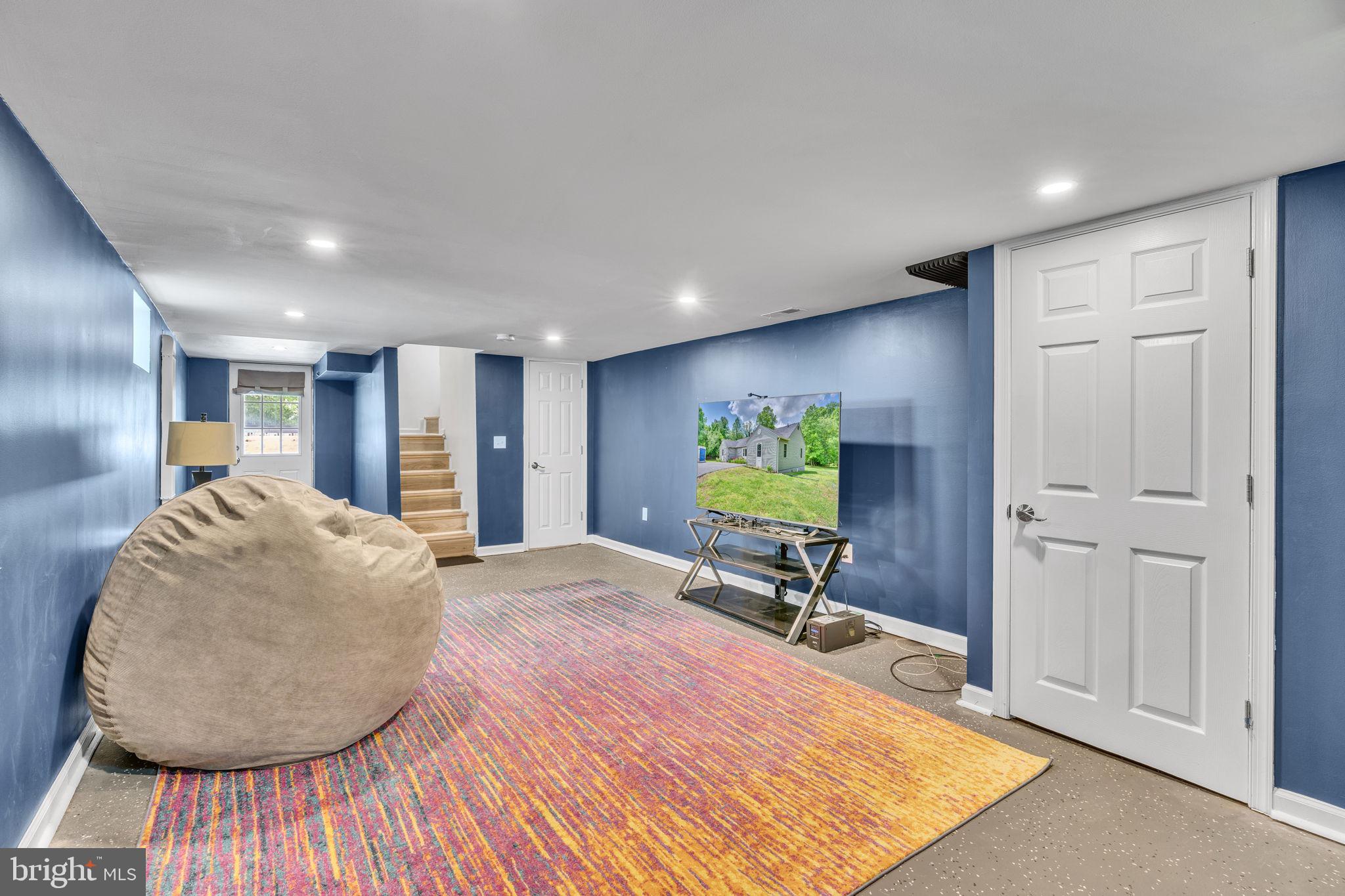 CHARLES COUNTY - Residential Lease