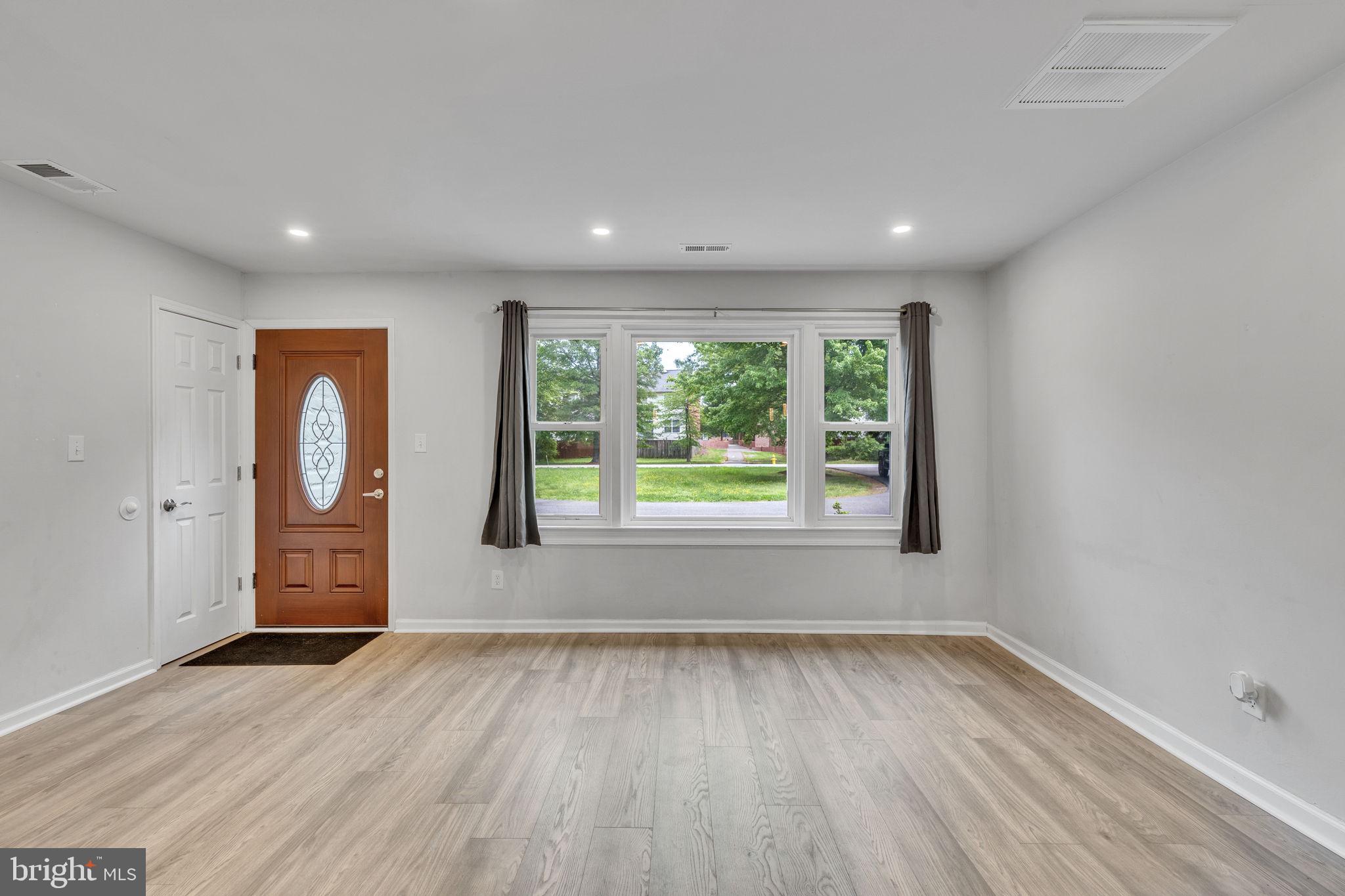 CHARLES COUNTY - Residential Lease