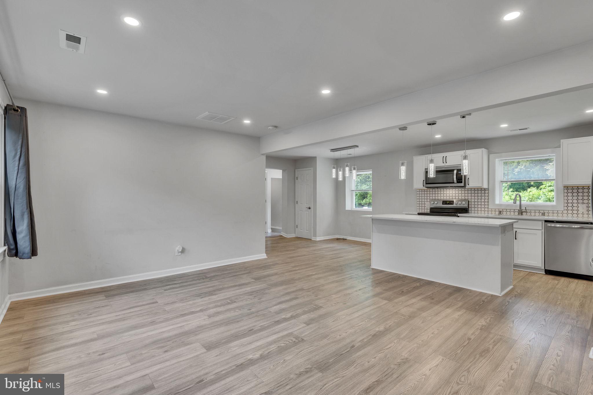 CHARLES COUNTY - Residential Lease