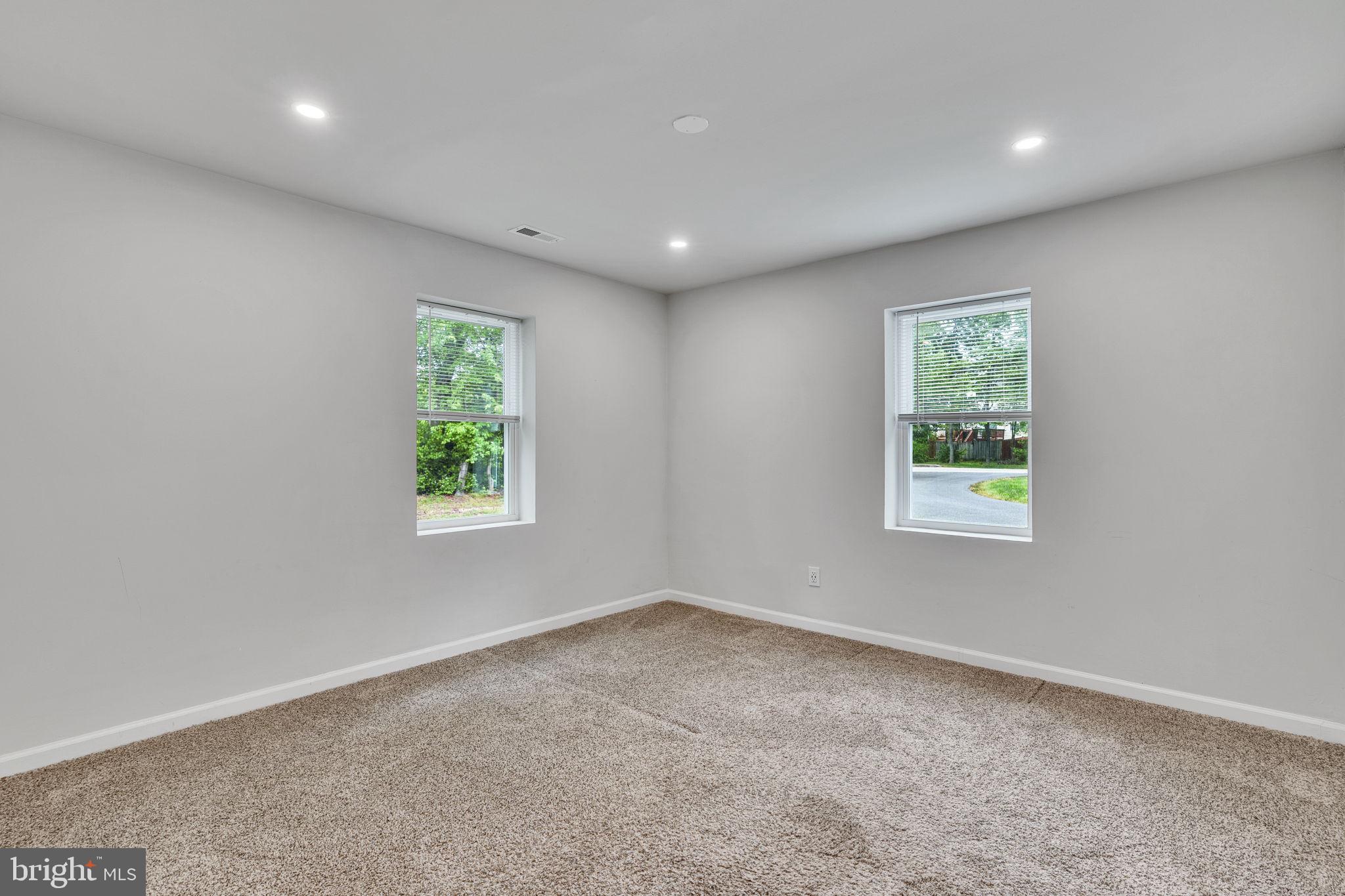 CHARLES COUNTY - Residential Lease