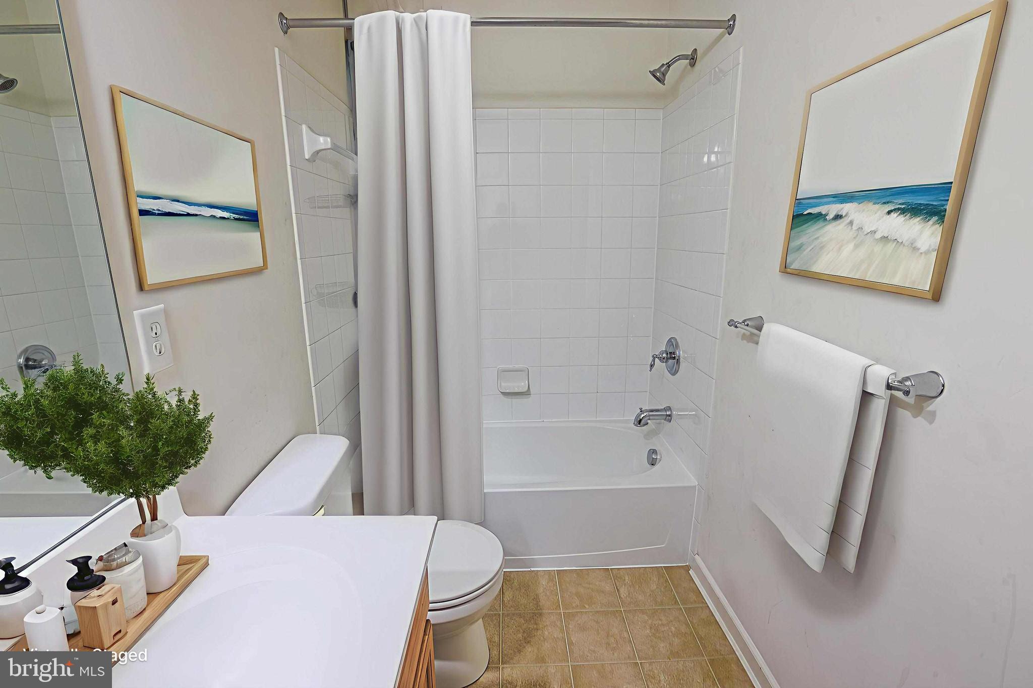 RED RUN VILLA - Residential