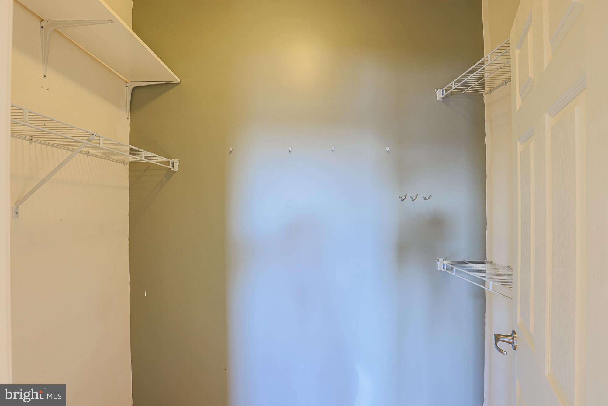 RED RUN VILLA - Residential