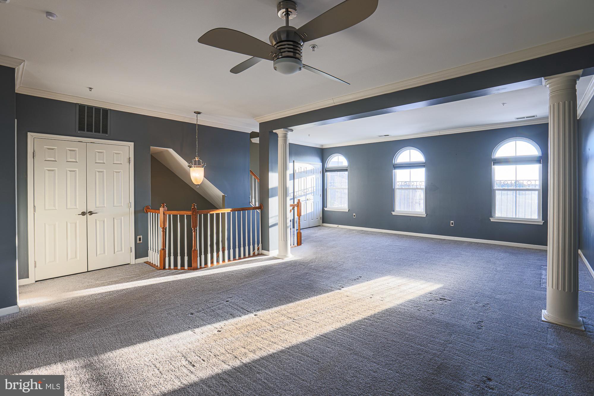 RED RUN VILLA - Residential