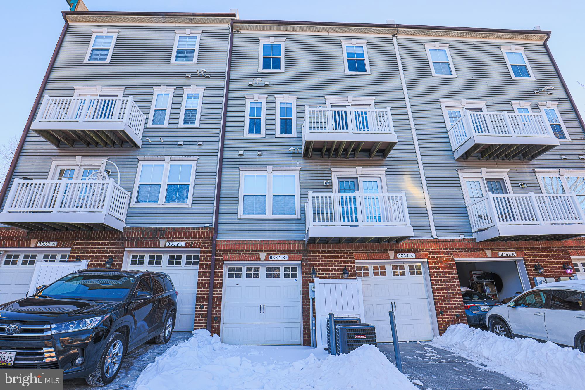 9364 ESPLANADE COURT 9364B