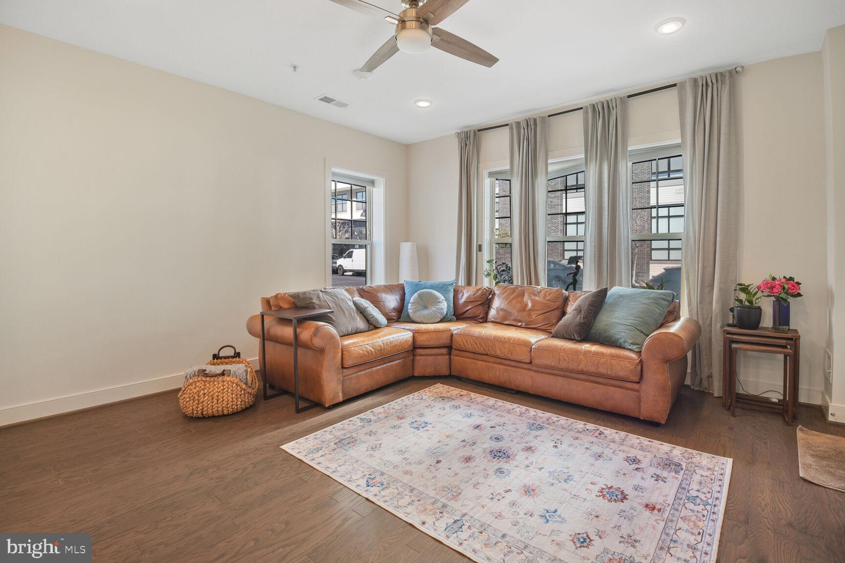 CROWN - Residential Lease