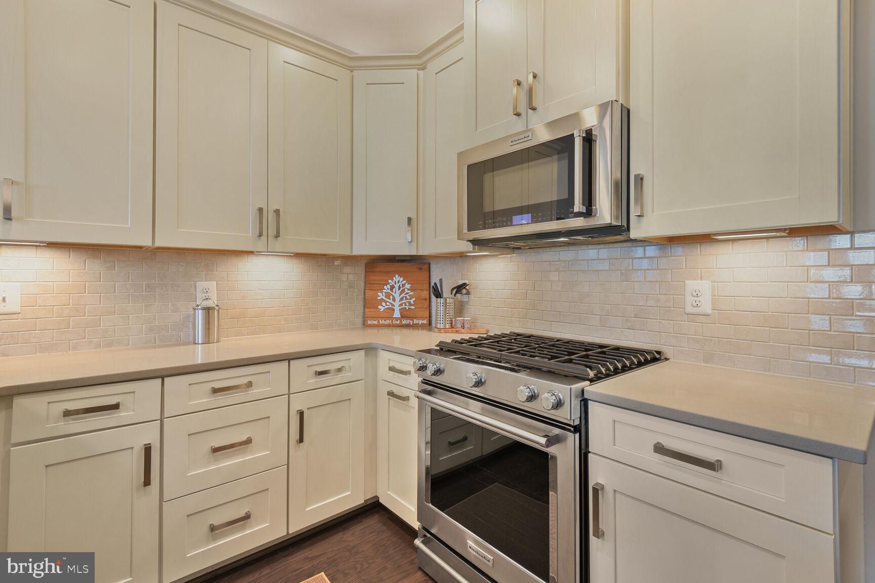 CROWN - Residential Lease