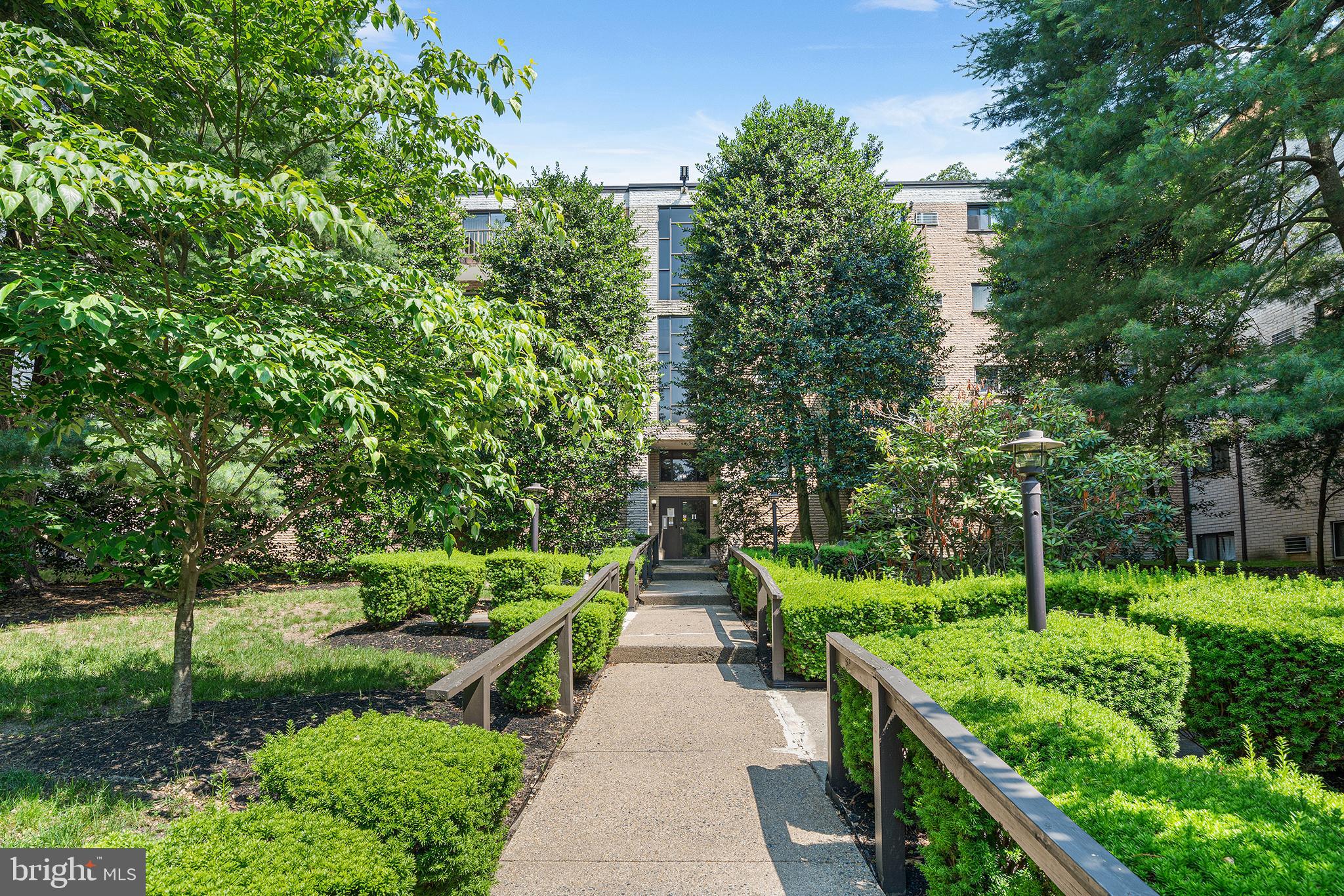 Opportunity Awaits in Haverford Hill!
Here’s your chance to own a home in the desirable Haverford Hill community—featuring a pool, playground, and a location within the highly regarded Haverford School District. This very spacious 2-bedroom, 2-bath condo with a versatile bonus room that can used as a den or home office is ready for its next chapter.
You’ll appreciate the large living room, two full bathrooms, and a generous primary suite with a walk-in closet. The bonus room offers flexible space for a guest bedroom, home office, or additional sitting area.
The monthly condo fee includes exterior maintenance (including the roof), snow removal, landscaping, common areas, and access to the community pool and playground.
Whether you're looking to make this home your own or seeking a smart investment opportunity this condo offers incredible potential.
Come explore the possibilities—schedule your showing today!