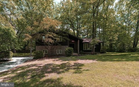 5306 DAVIS FORD ROAD WOODBRIDGE VA 22192