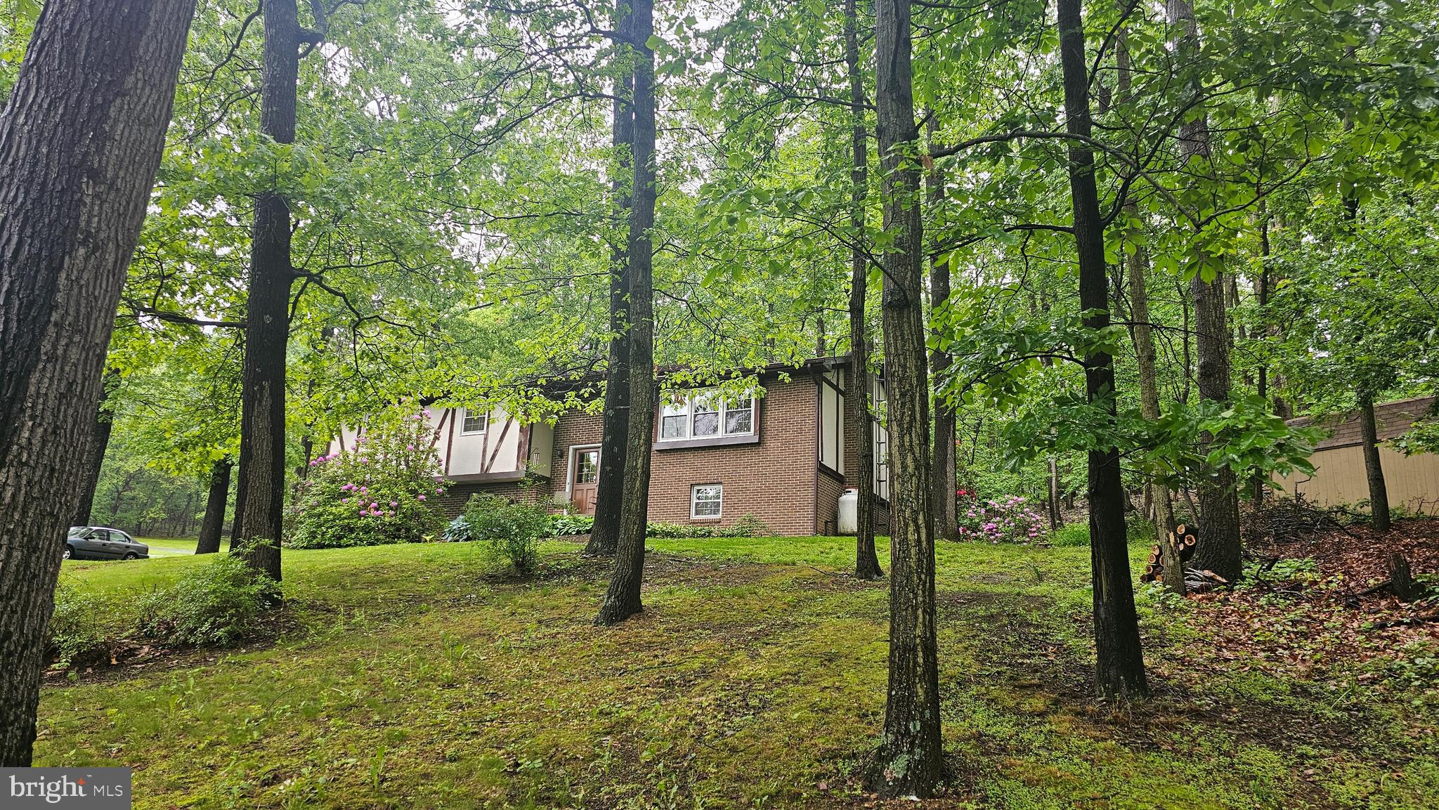8964 CAPITOL HILL ROAD