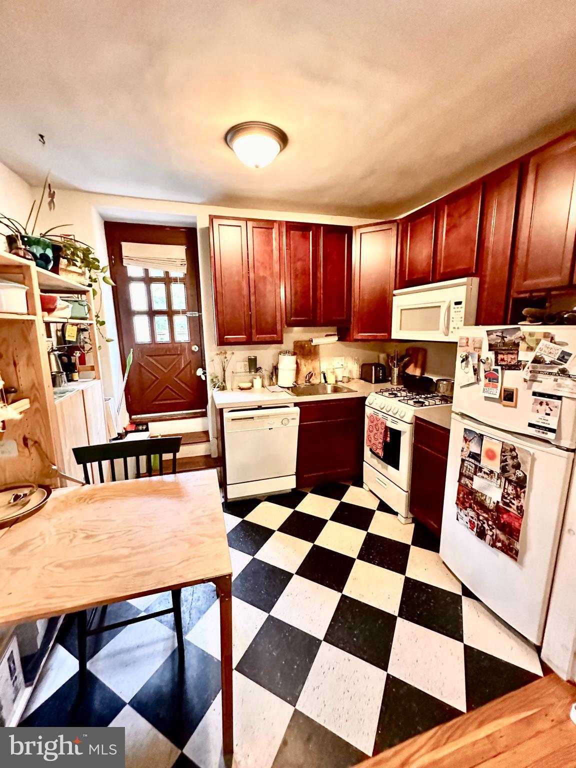 247 W HANSBERRY STREET 3RD FLOOR