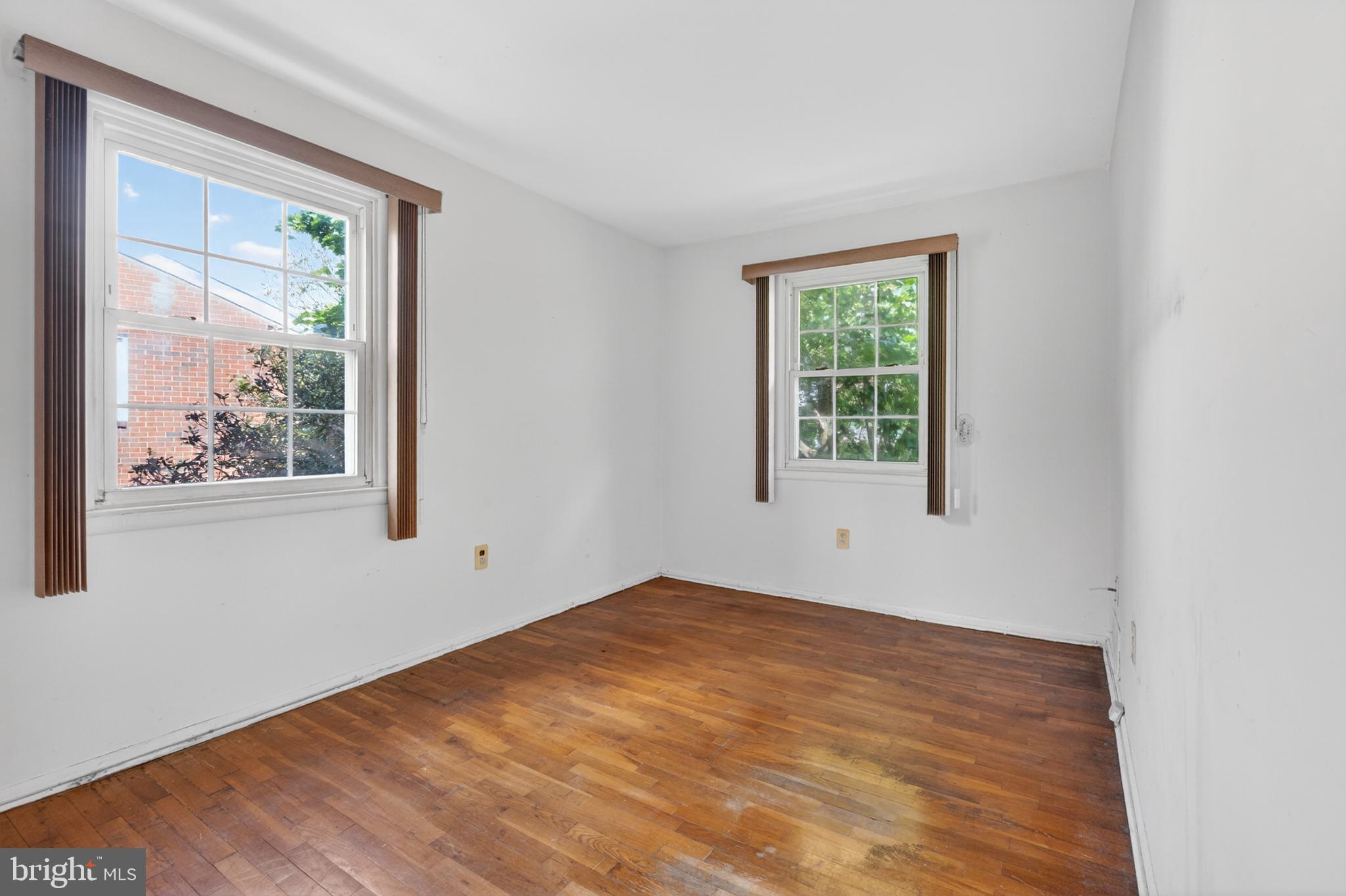 PELHAM WOOD - Residential