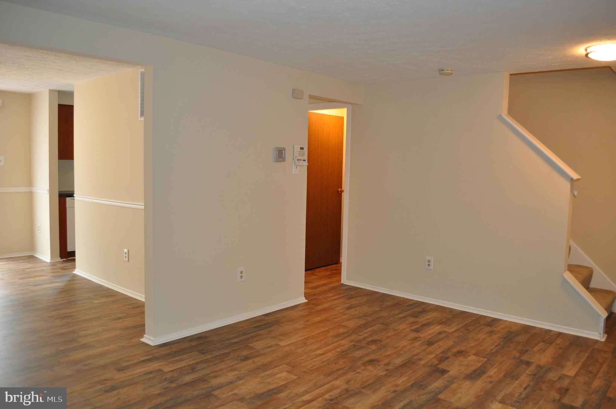 GUILFORD SQUARE - Residential