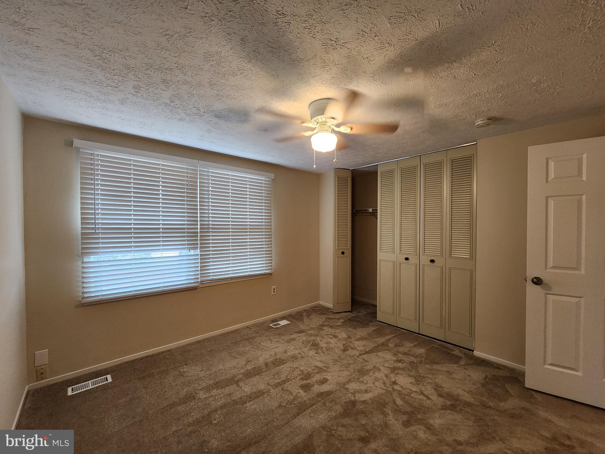 GUILFORD SQUARE - Residential