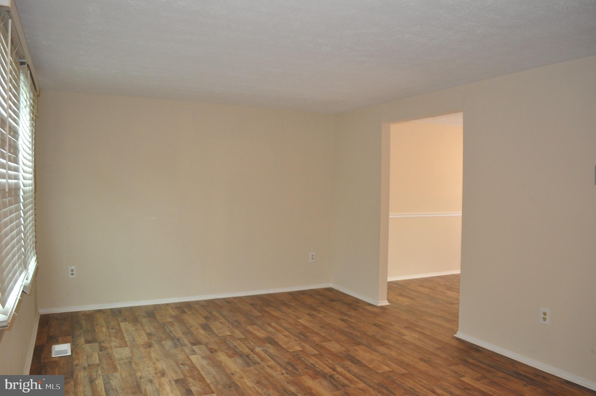 GUILFORD SQUARE - Residential