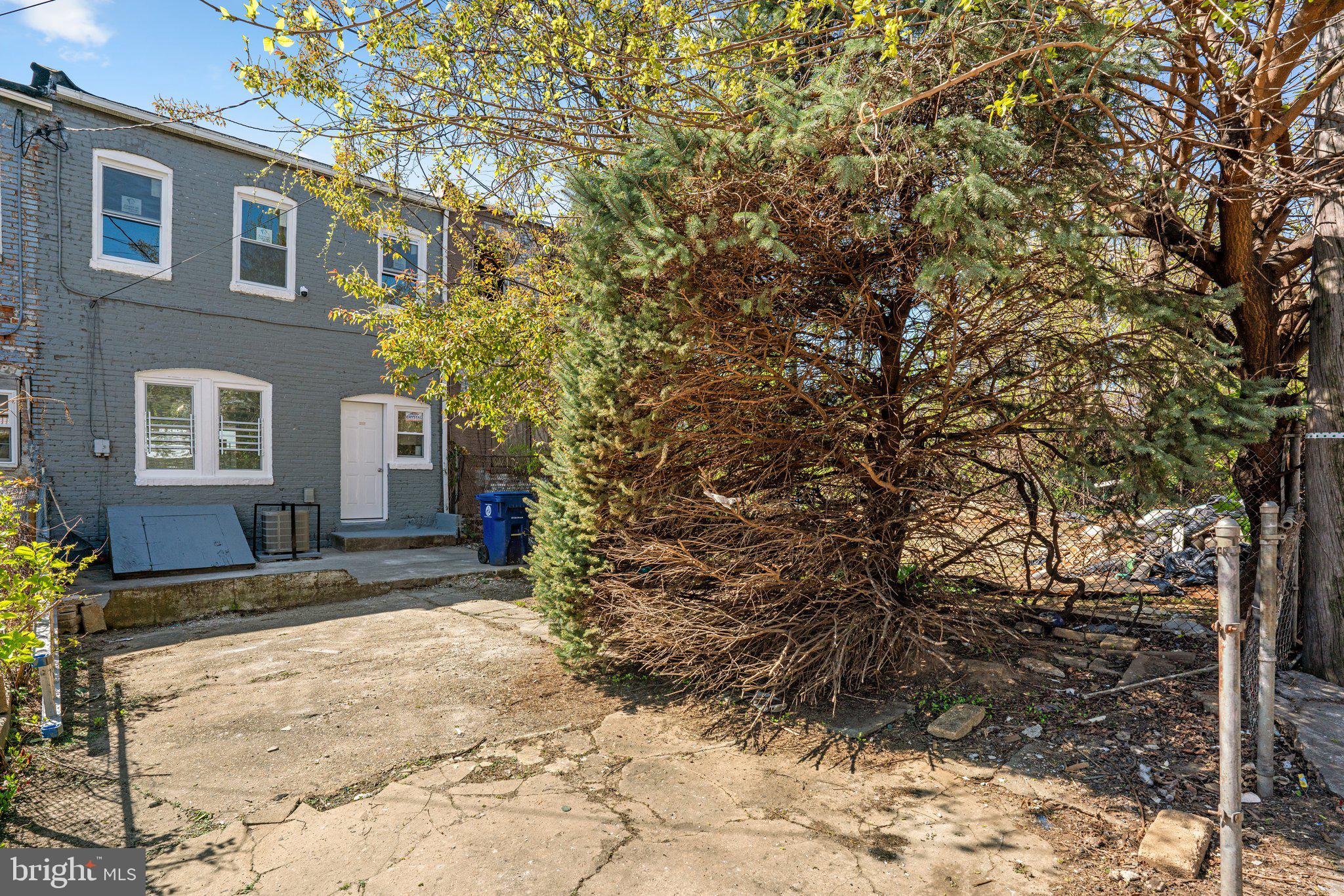 MILL HILL - Residential