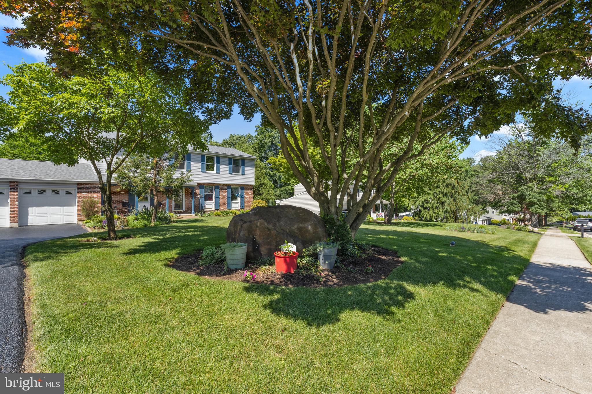 914 SAGE ROAD