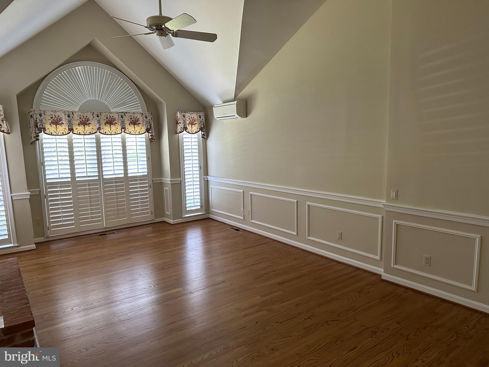 THE MEADOWS OF GREEN SPRING - Residential Lease