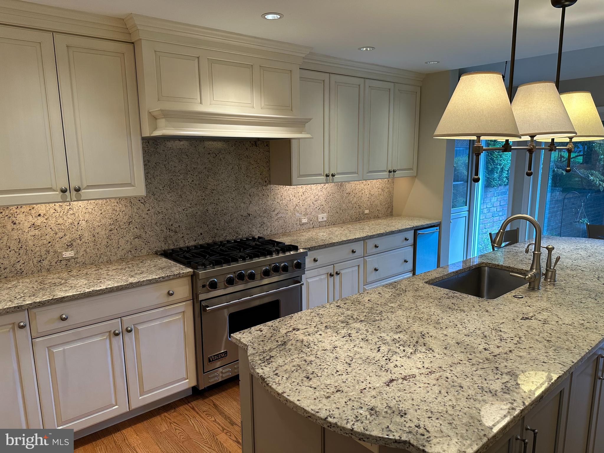 THE MEADOWS OF GREEN SPRING - Residential Lease