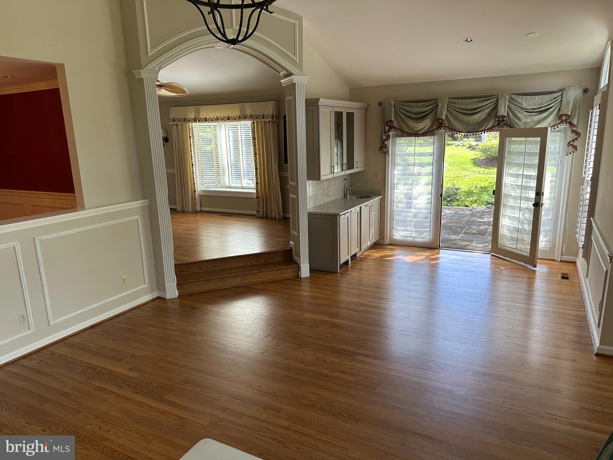 THE MEADOWS OF GREEN SPRING - Residential Lease